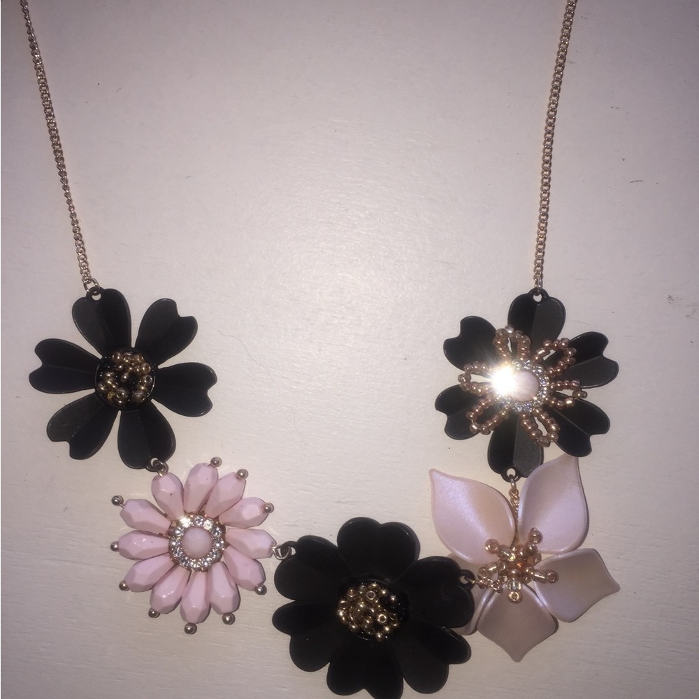Claire’s Necklaces (3 Brand New) ❤️ - Picture 5 of 6